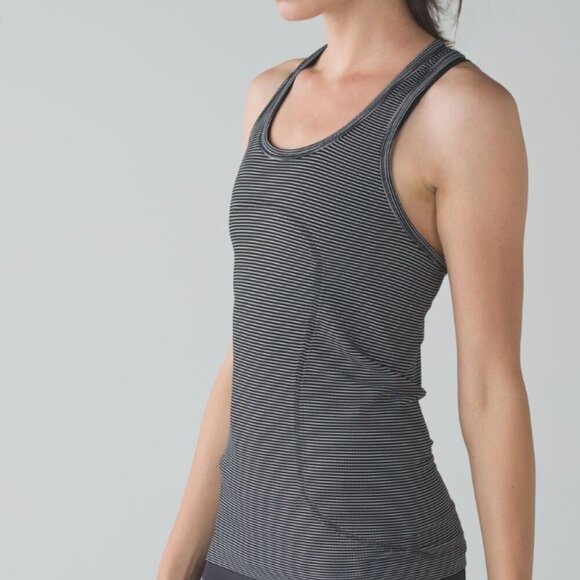 Lululemon Swiftly Tech Racerback Hyper Stripe Black White Size 4 - Picture 1 of 7